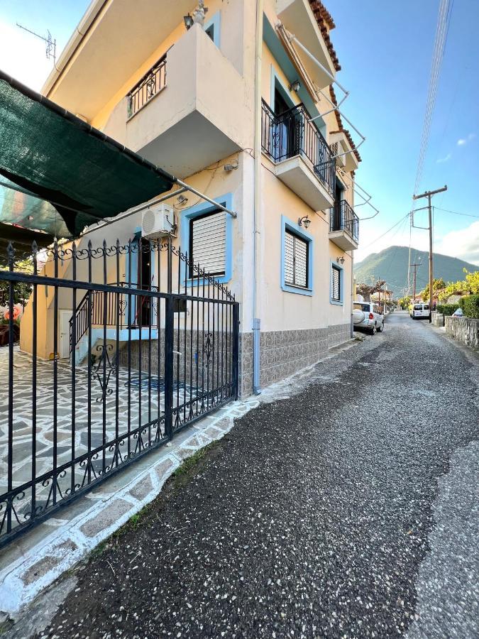Village Apartment มาราไธอัส ภายนอก รูปภาพ