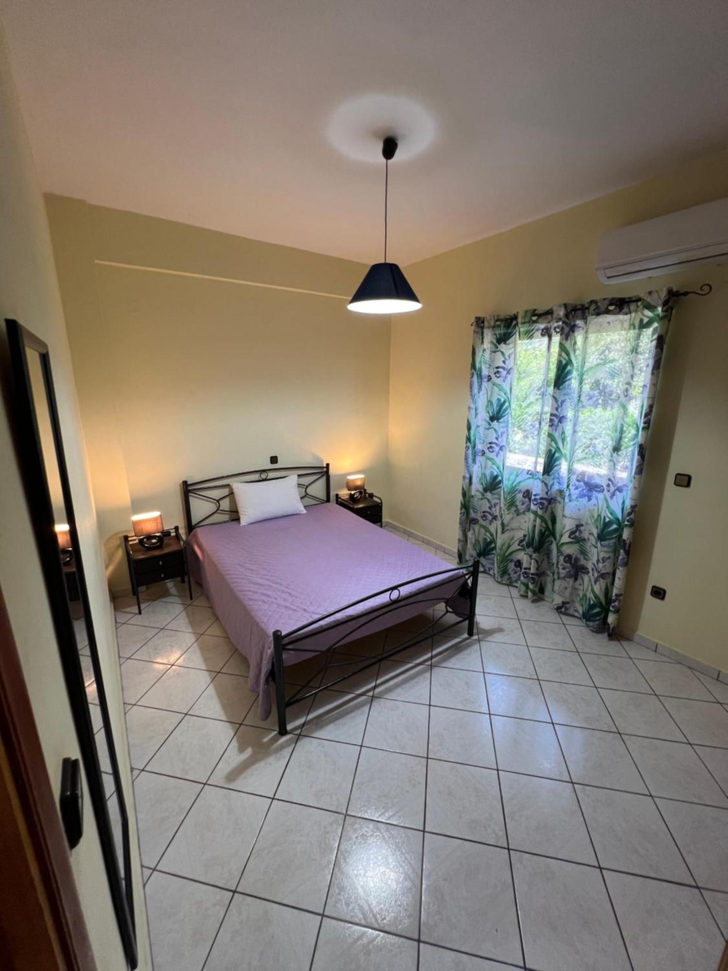 Village Apartment มาราไธอัส ภายนอก รูปภาพ